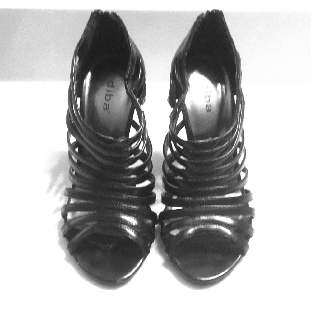 DIBA SZ 5.5 Diba caged stilettos.